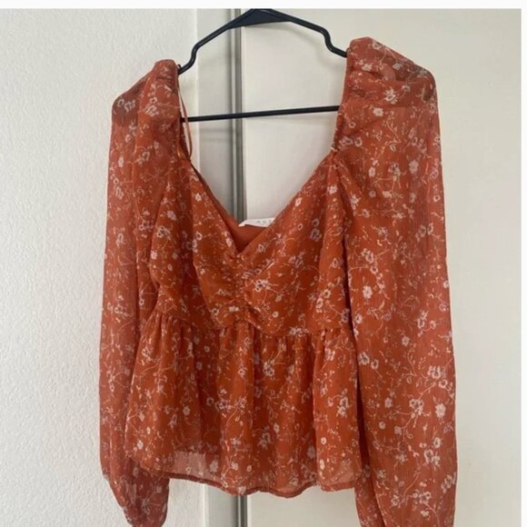 ASTR THE LABEL LONG SLEEVE SWEETHEART TOP, MEDIUM - Picture 3 of 3